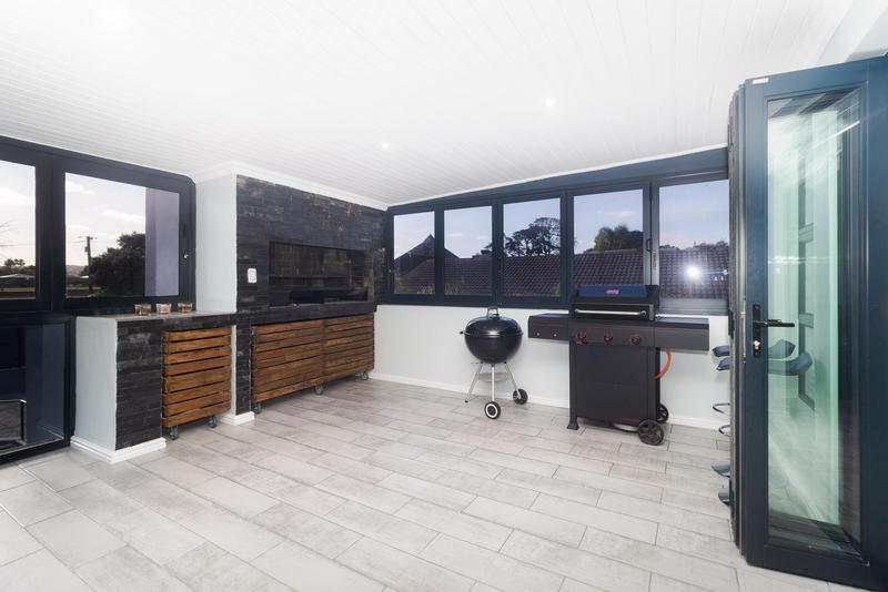 4 Bedroom Property for Sale in Vredekloof Western Cape